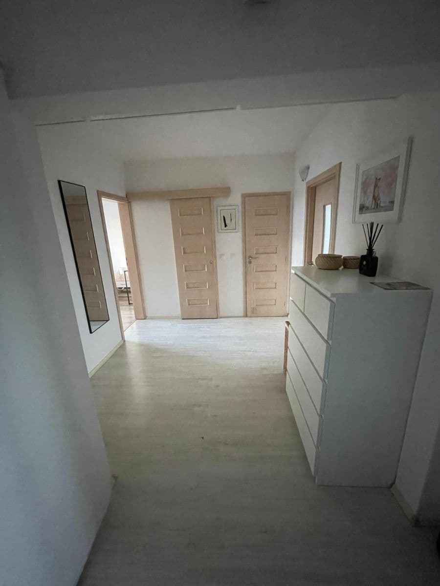 Prenájom bytu 3-izbový 75 m², Pod Nemocnicí, Brno, Jihomoravský kraj Prenájom bytu 3-izbový 75 m², Pod Nemocnicí, Brno, Jihomoravský kraj