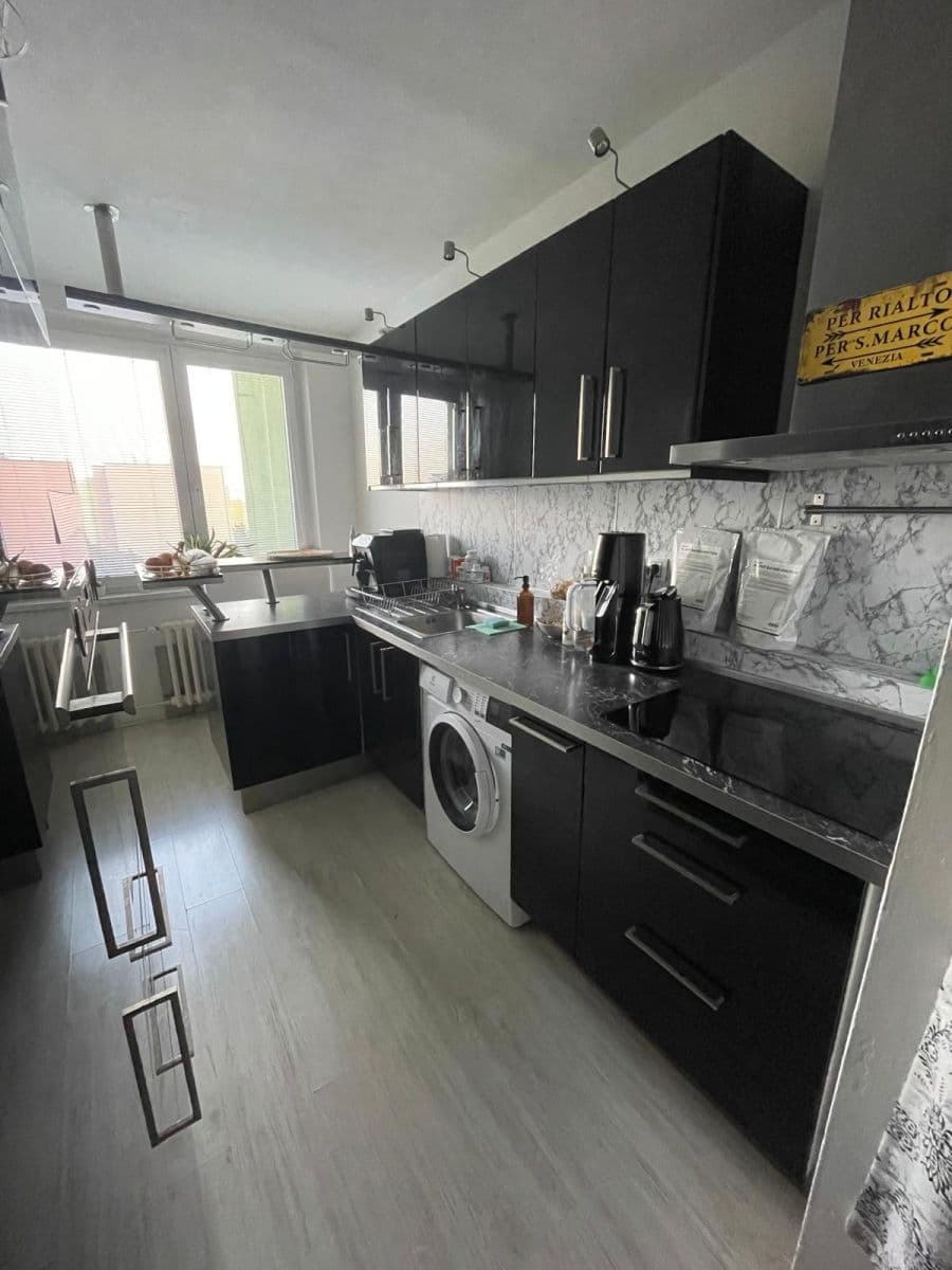 Prenájom bytu 3-izbový 75 m², Pod Nemocnicí, Brno, Jihomoravský kraj Prenájom bytu 3-izbový 75 m², Pod Nemocnicí, Brno, Jihomoravský kraj