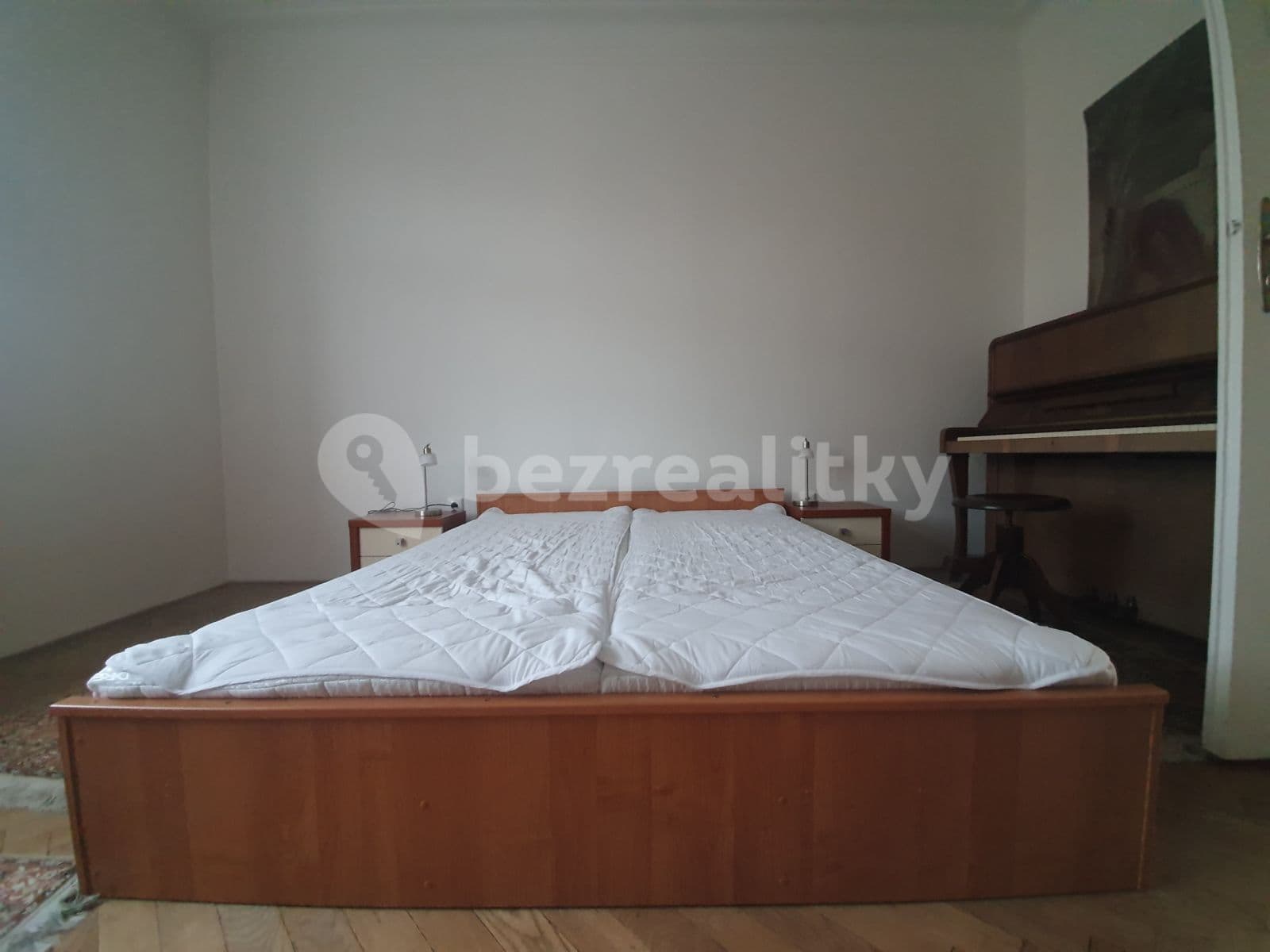 Prenájom bytu 3-izbový 90 m², Dvořákova, Olomouc, Olomoucký kraj