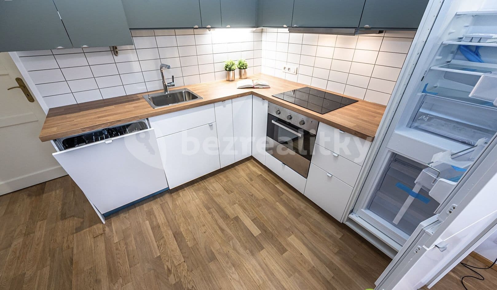 Prenájom bytu 2-izbový 45 m², Bořivojova, Praha, Praha Prenájom bytu 2-izbový 45 m², Bořivojova, Praha, Praha