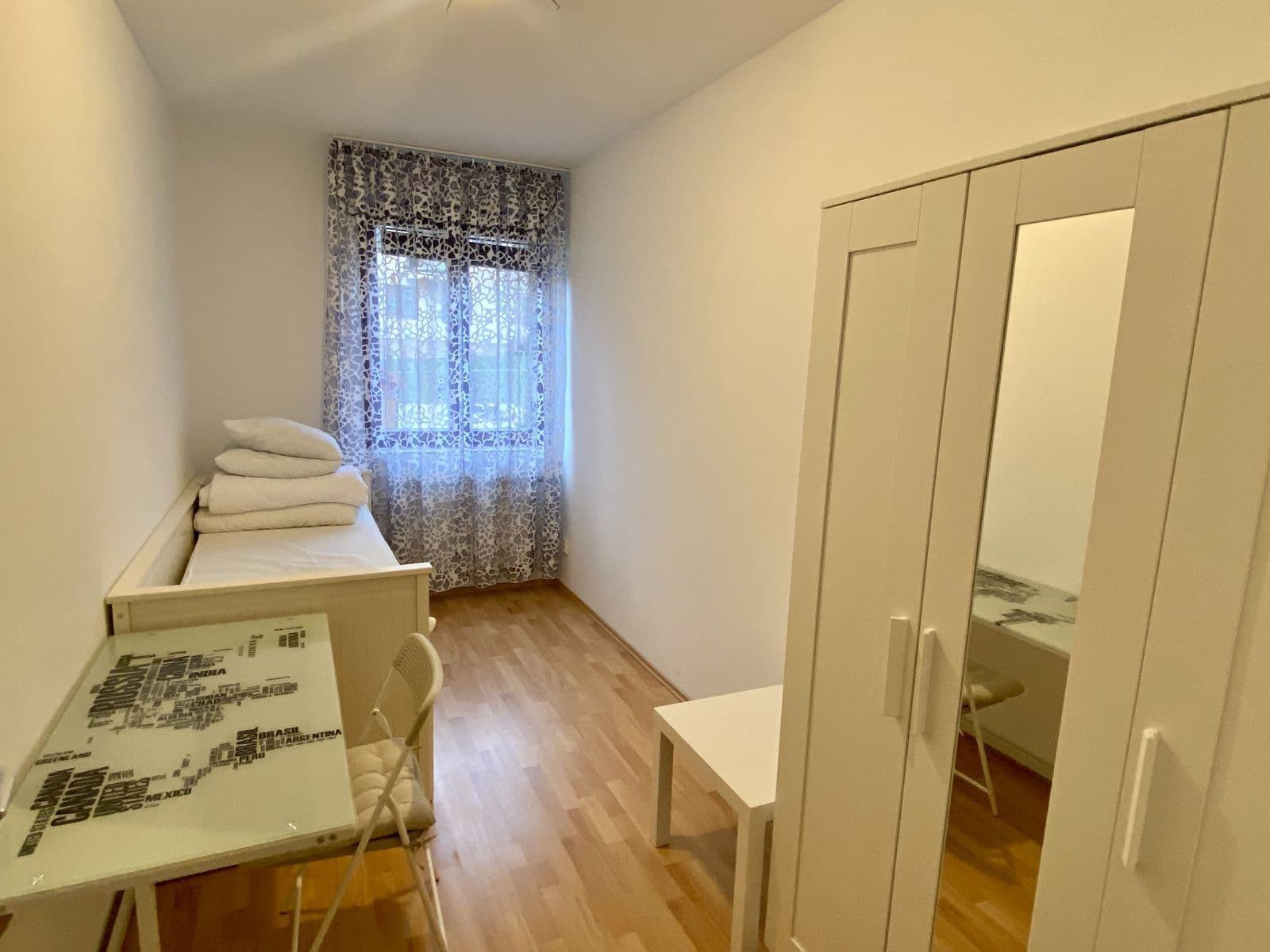 Prenájom bytu 2-izbový 44 m², Velké Přílepy, Středočeský kraj Prenájom bytu 2-izbový 44 m², Velké Přílepy, Středočeský kraj