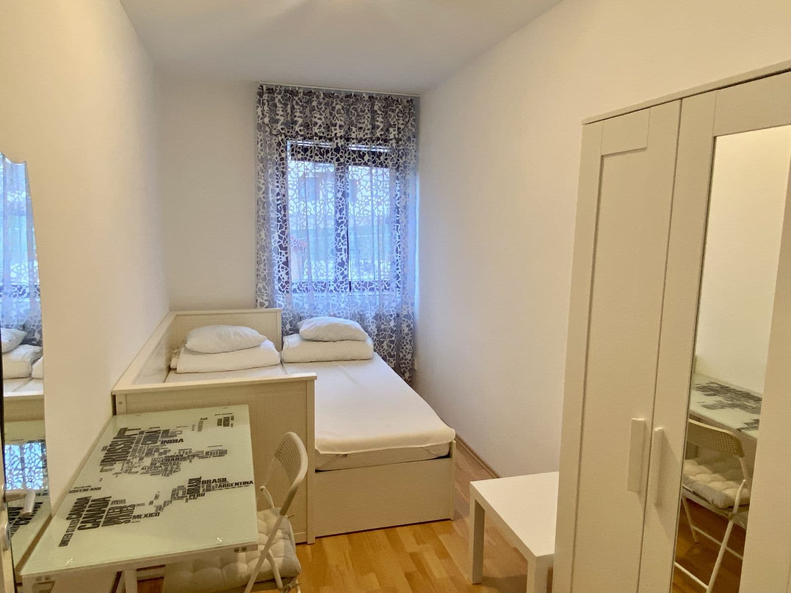 Prenájom bytu 2-izbový 44 m², Velké Přílepy, Středočeský kraj Prenájom bytu 2-izbový 44 m², Velké Přílepy, Středočeský kraj