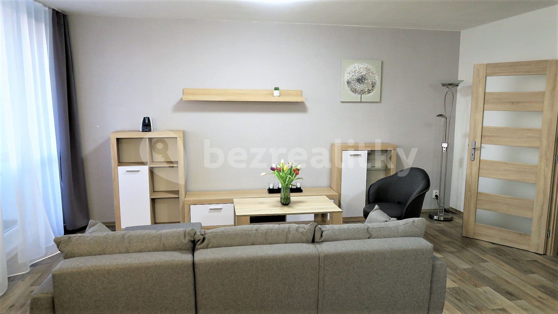 Prenájom bytu 4-izbový 95 m², Doležalova, Praha, Praha Prenájom bytu 4-izbový 95 m², Doležalova, Praha, Praha
