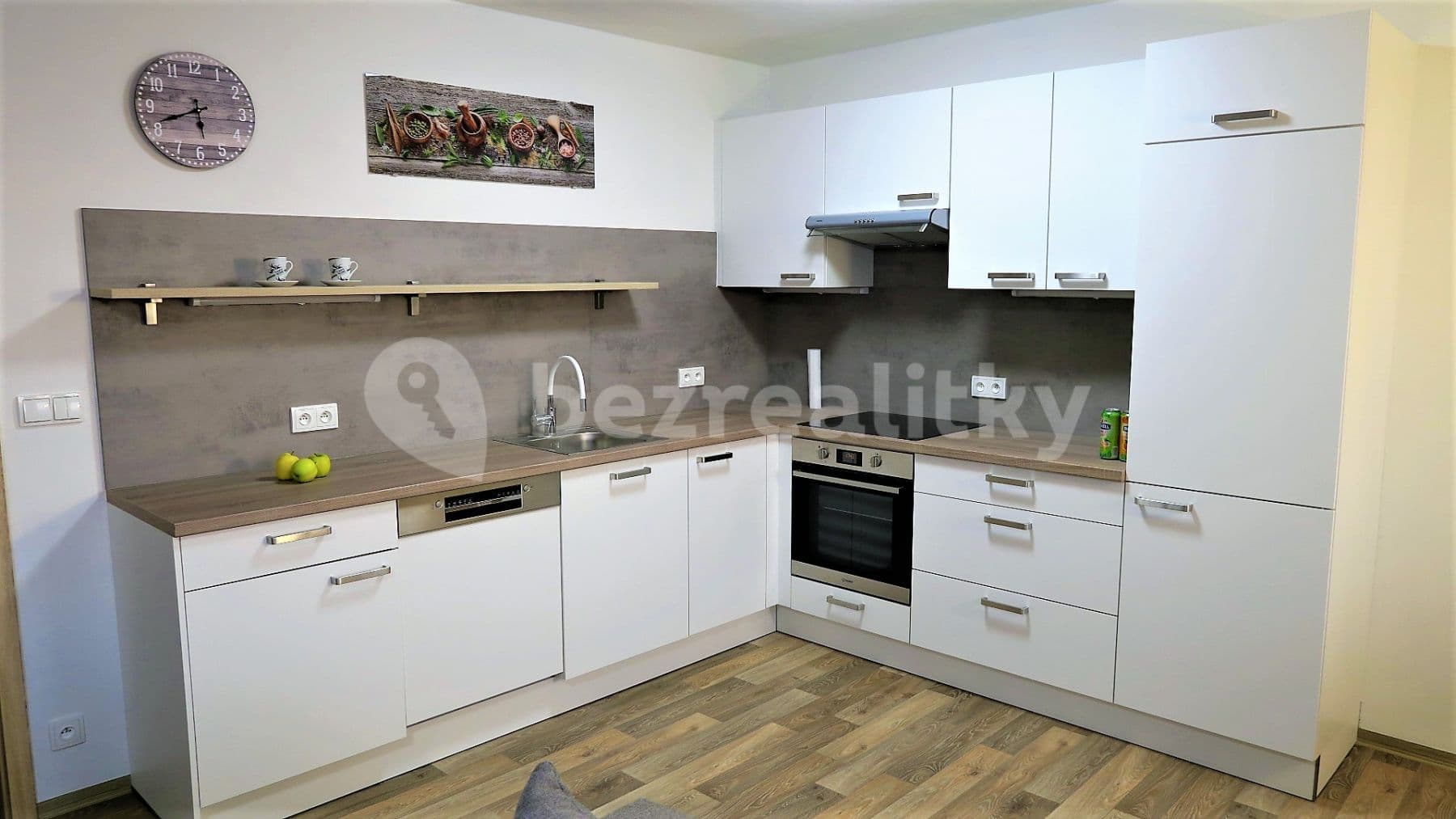 Prenájom bytu 4-izbový 95 m², Doležalova, Praha, Praha Prenájom bytu 4-izbový 95 m², Doležalova, Praha, Praha