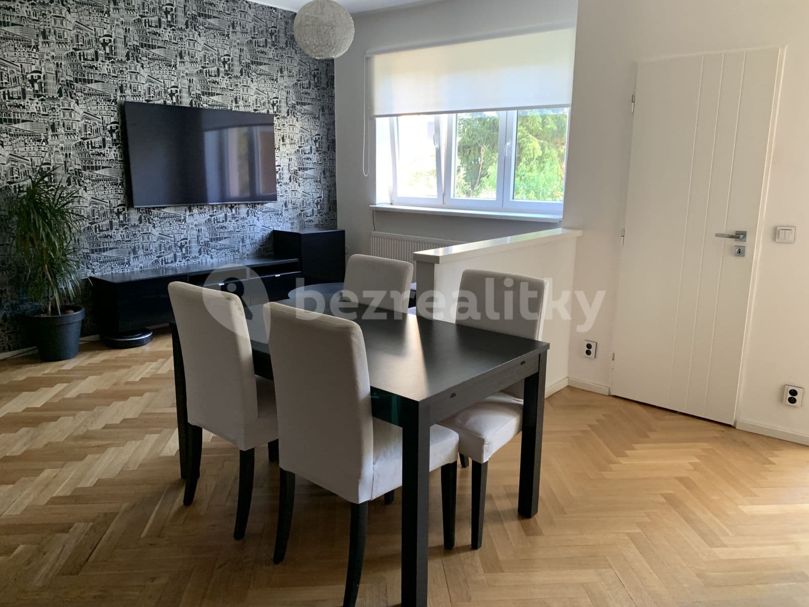 Prenájom bytu 2-izbový 59 m², Fráni Šrámka, Praha, Praha Prenájom bytu 2-izbový 59 m², Fráni Šrámka, Praha, Praha