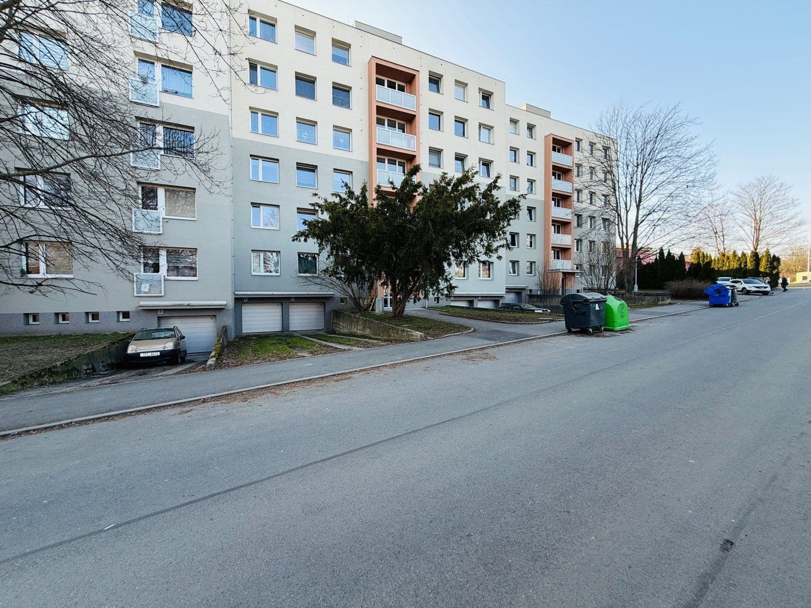 Prenájom bytu 1-izbový 24 m², Lipová, Frýdek-Místek, Moravskoslezský kraj Prenájom bytu 1-izbový 24 m², Lipová, Frýdek-Místek, Moravskoslezský kraj