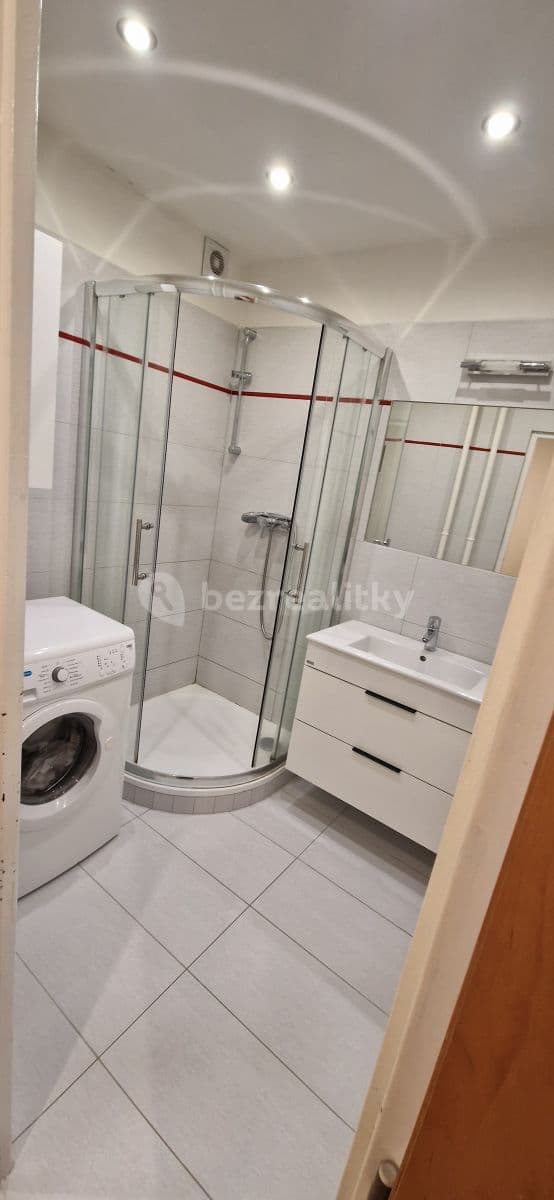 Prenájom bytu 2-izbový 52 m², Bernolákova, Praha, Praha Prenájom bytu 2-izbový 52 m², Bernolákova, Praha, Praha
