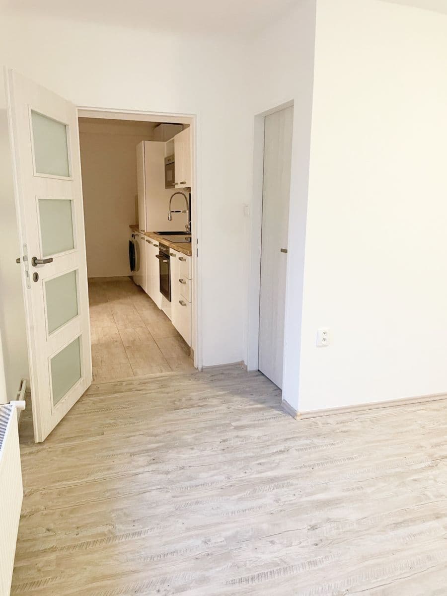 Prenájom domu 90 m², pozemek 100 m², Na kopečku, Lety, Středočeský kraj Prenájom domu 90 m², pozemek 100 m², Na kopečku, Lety, Středočeský kraj