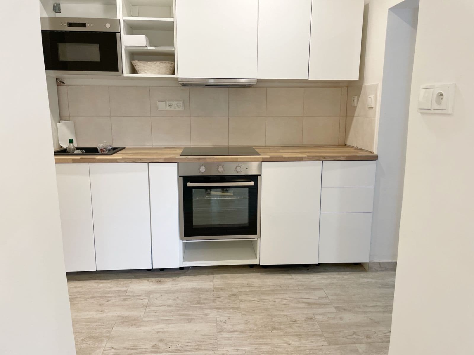 Prenájom domu 90 m², pozemek 100 m², Na kopečku, Lety, Středočeský kraj Prenájom domu 90 m², pozemek 100 m², Na kopečku, Lety, Středočeský kraj