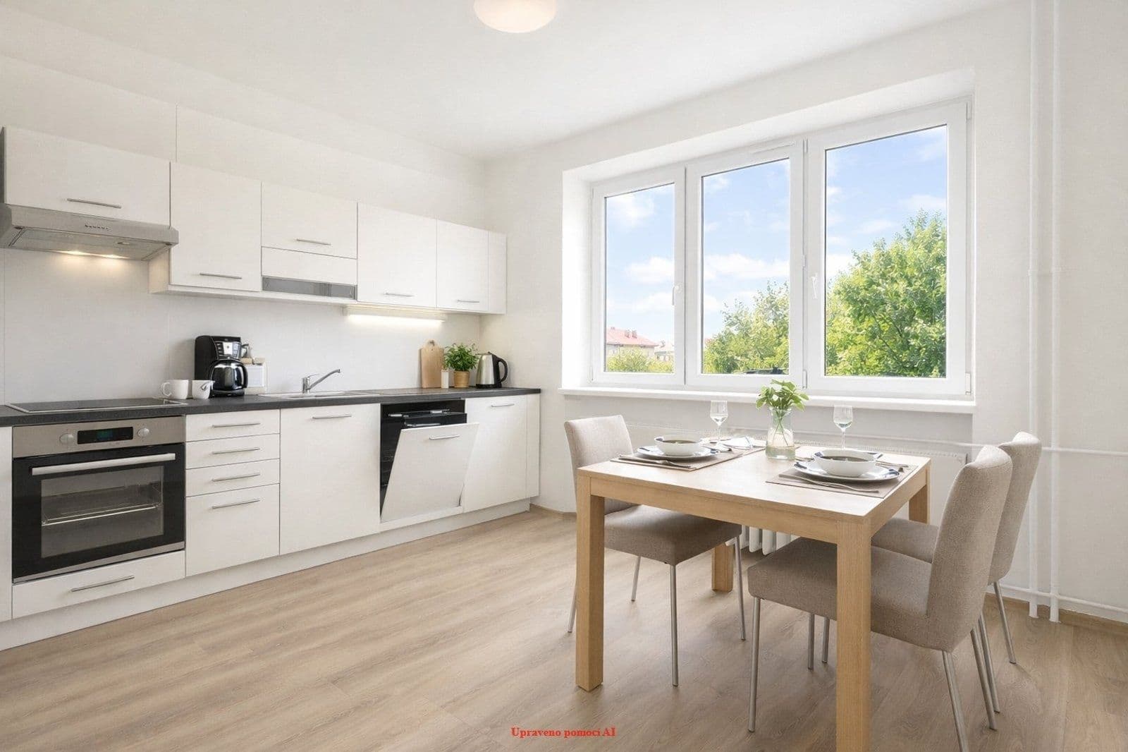 Prenájom bytu 2-izbový 56 m², Národní třída, Havířov, Moravskoslezský kraj Prenájom bytu 2-izbový 56 m², Národní třída, Havířov, Moravskoslezský kraj