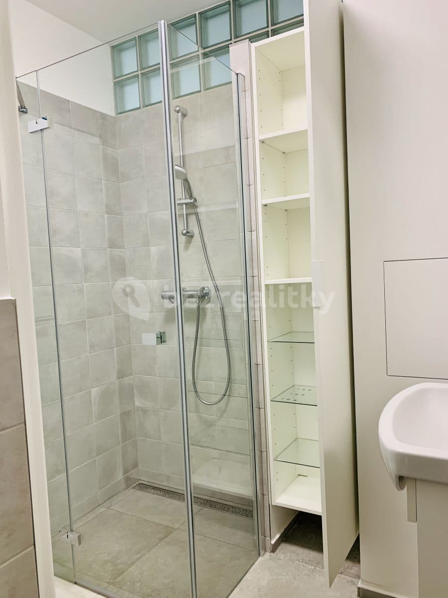 Prenájom bytu 1-izbový 36 m², K Hájku, Nová Paka, Královéhradecký kraj Prenájom bytu 1-izbový 36 m², K Hájku, Nová Paka, Královéhradecký kraj