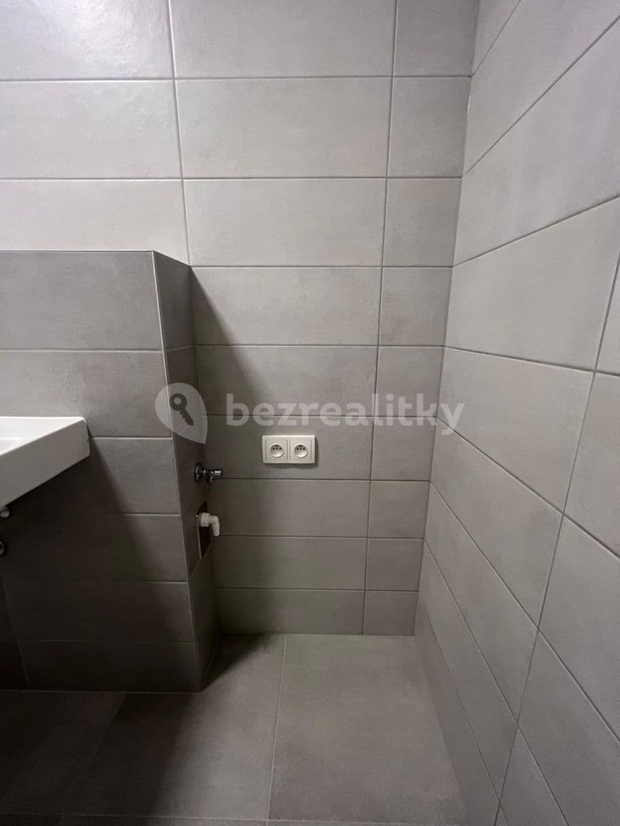 Prenájom bytu 2-izbový 53 m², K Vystrkovu, Praha, Praha Prenájom bytu 2-izbový 53 m², K Vystrkovu, Praha, Praha