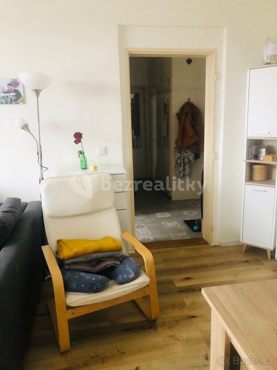 Prenájom bytu 2-izbový 52 m², Nádražní, Nová Bystřice, Jihočeský kraj Prenájom bytu 2-izbový 52 m², Nádražní, Nová Bystřice, Jihočeský kraj