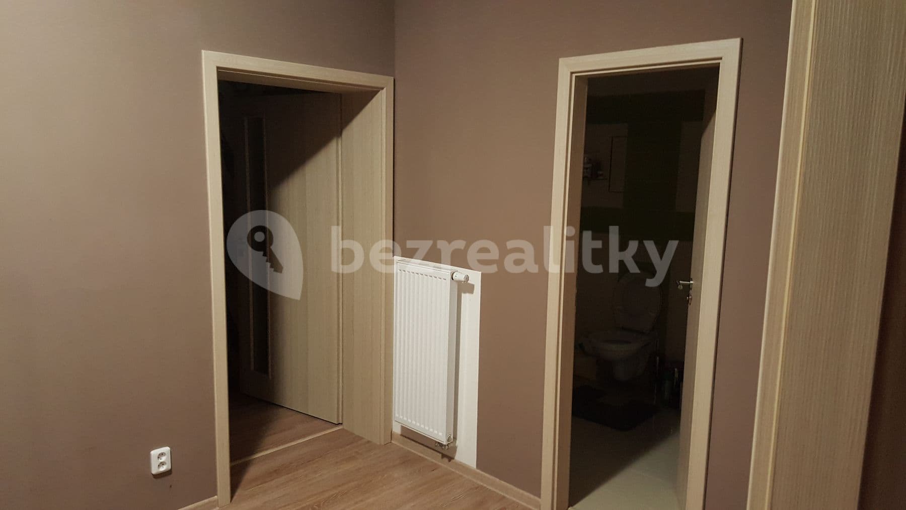 Prenájom bytu 3-izbový 54 m², bratří Mrštíků, Brno, Jihomoravský kraj Prenájom bytu 3-izbový 54 m², bratří Mrštíků, Brno, Jihomoravský kraj