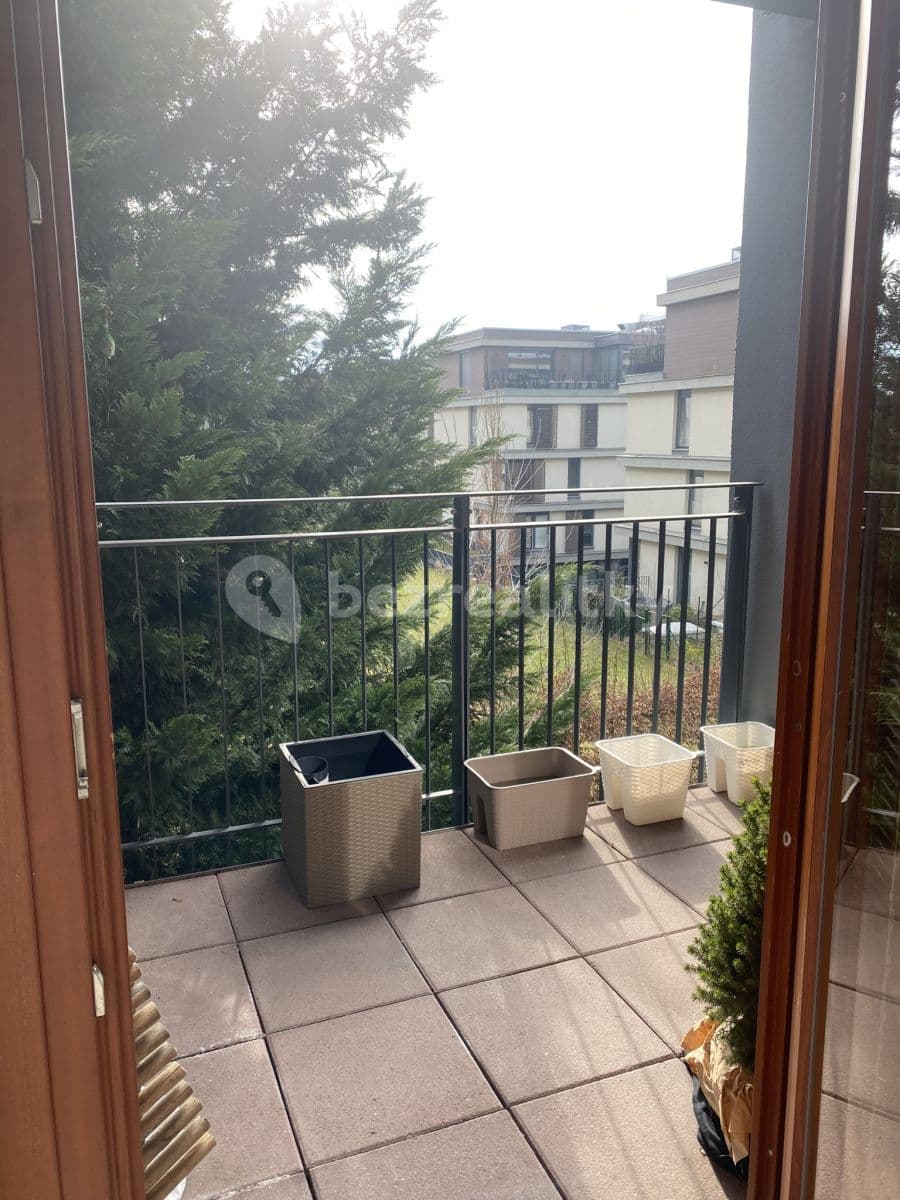 Prenájom bytu 2-izbový 55 m², Litoměřická, Praha, Praha Prenájom bytu 2-izbový 55 m², Litoměřická, Praha, Praha