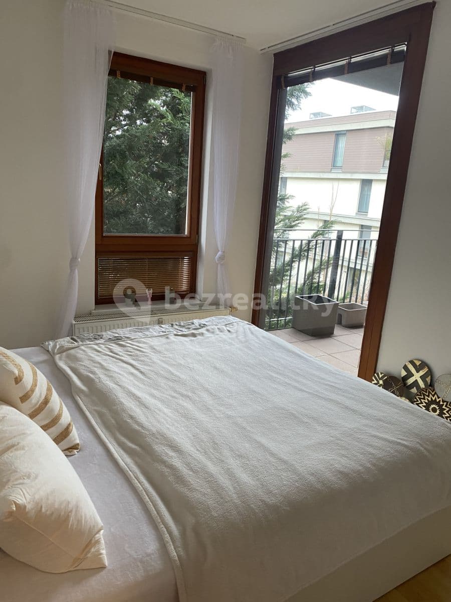 Prenájom bytu 2-izbový 55 m², Litoměřická, Praha, Praha Prenájom bytu 2-izbový 55 m², Litoměřická, Praha, Praha