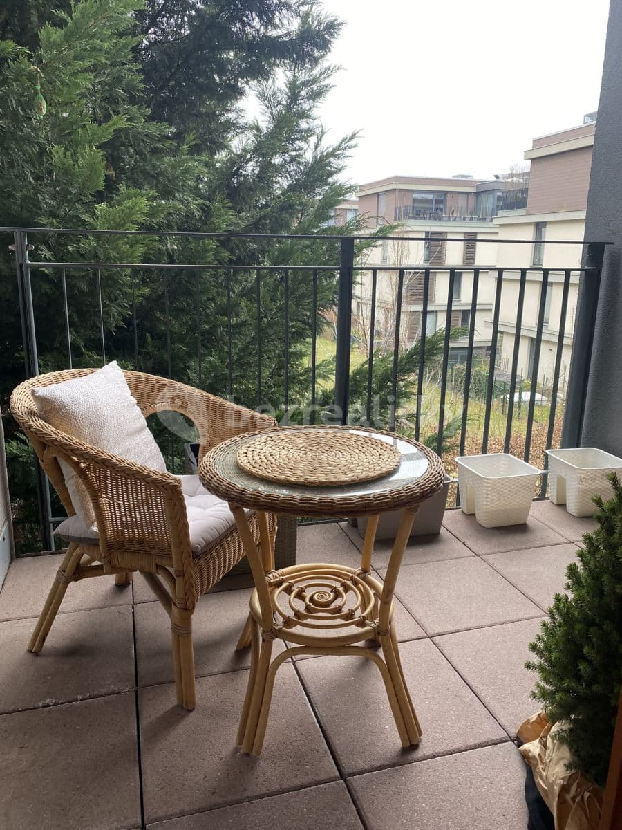 Prenájom bytu 2-izbový 55 m², Litoměřická, Praha, Praha Prenájom bytu 2-izbový 55 m², Litoměřická, Praha, Praha