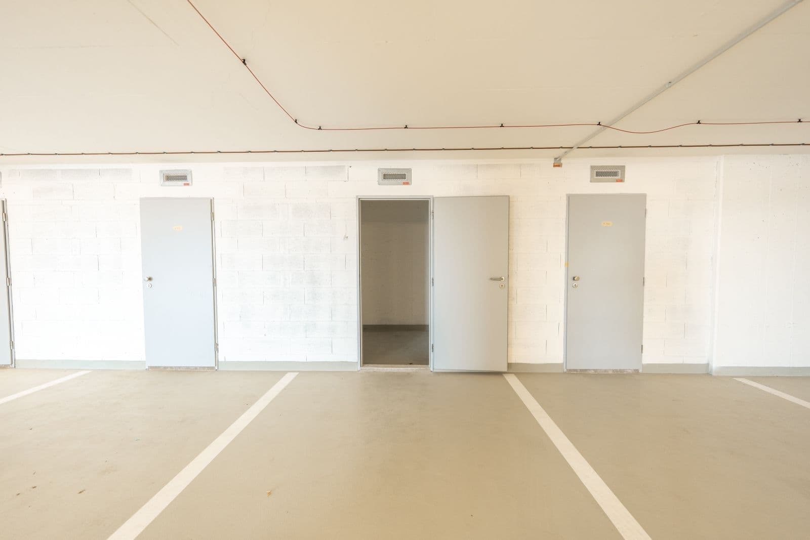 Prenájom bytu 2-izbový 48 m², Miloše Havla, Praha, Praha Prenájom bytu 2-izbový 48 m², Miloše Havla, Praha, Praha