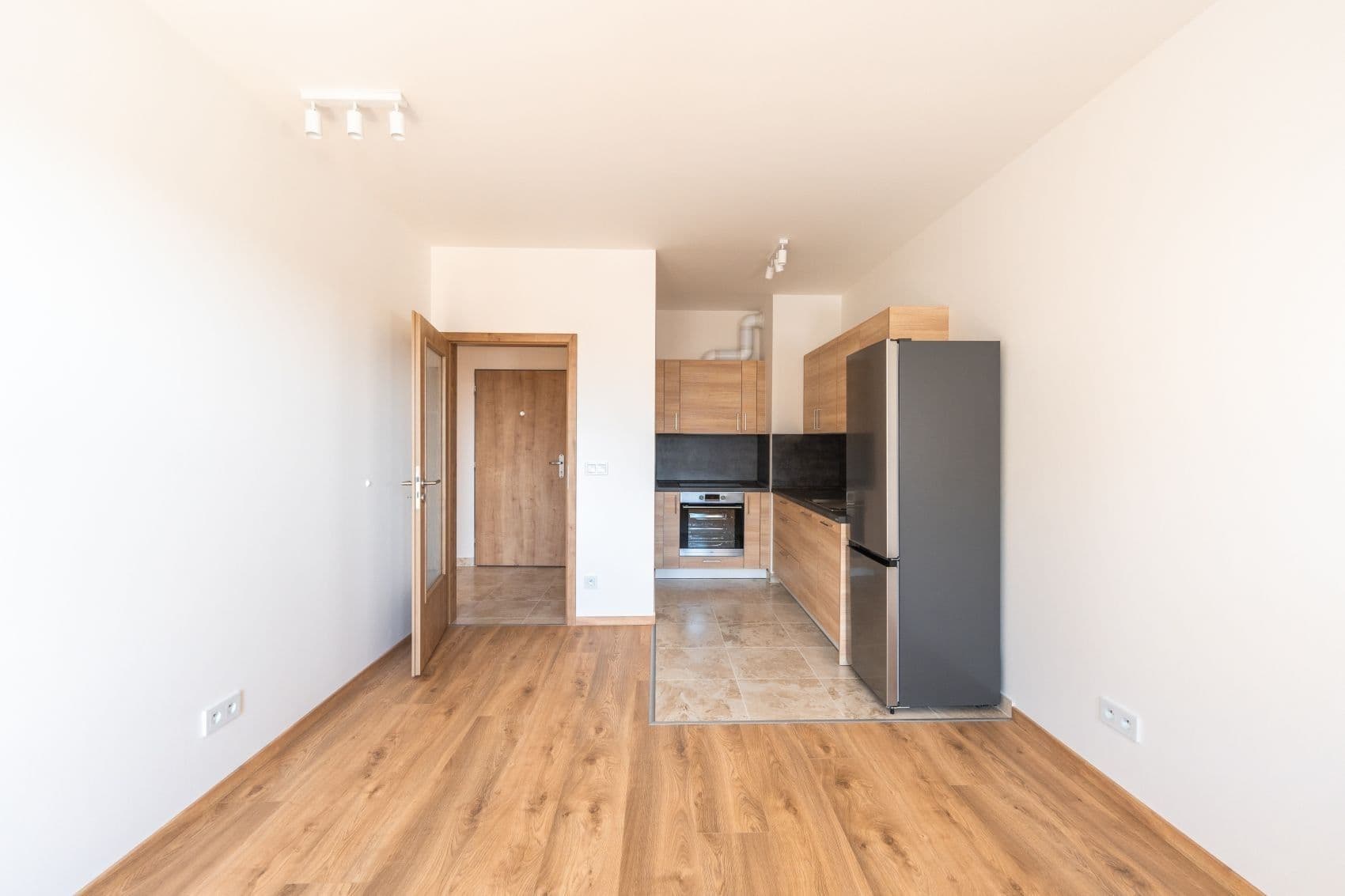 Prenájom bytu 2-izbový 48 m², Miloše Havla, Praha, Praha Prenájom bytu 2-izbový 48 m², Miloše Havla, Praha, Praha