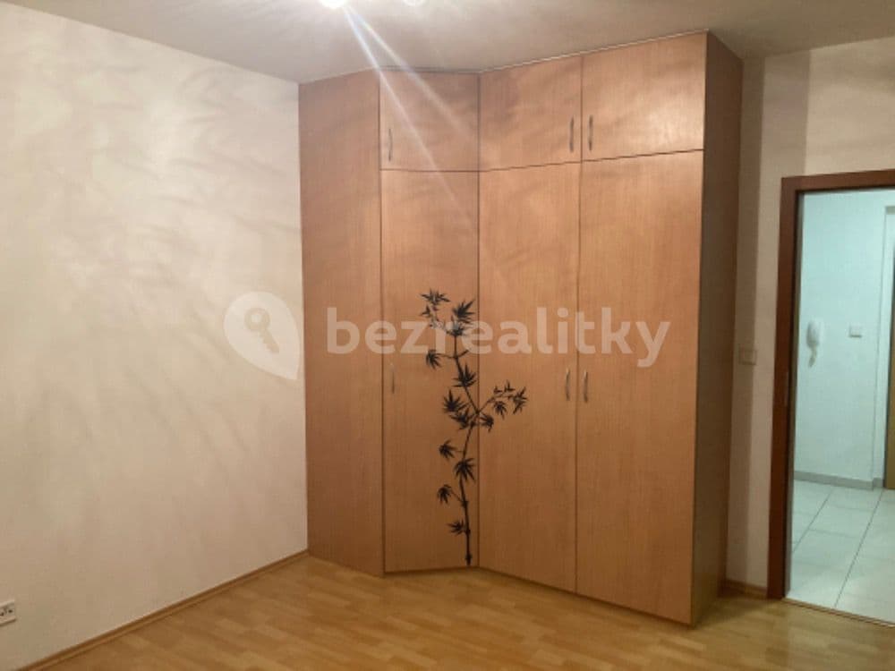 Prenájom bytu 3-izbový 86 m², Nad Mlýnským potokem, Praha, Praha