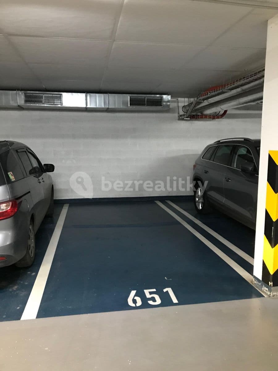 Prenájom garáže 17 m², U Hostavického potoka, Praha, Praha Prenájom garáže 17 m², U Hostavického potoka, Praha, Praha