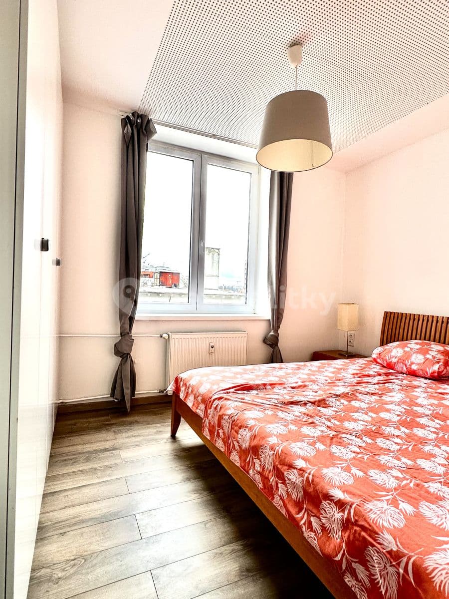 Prenájom bytu 2-izbový 45 m², Ke Strašnické, Praha, Praha Prenájom bytu 2-izbový 45 m², Ke Strašnické, Praha, Praha