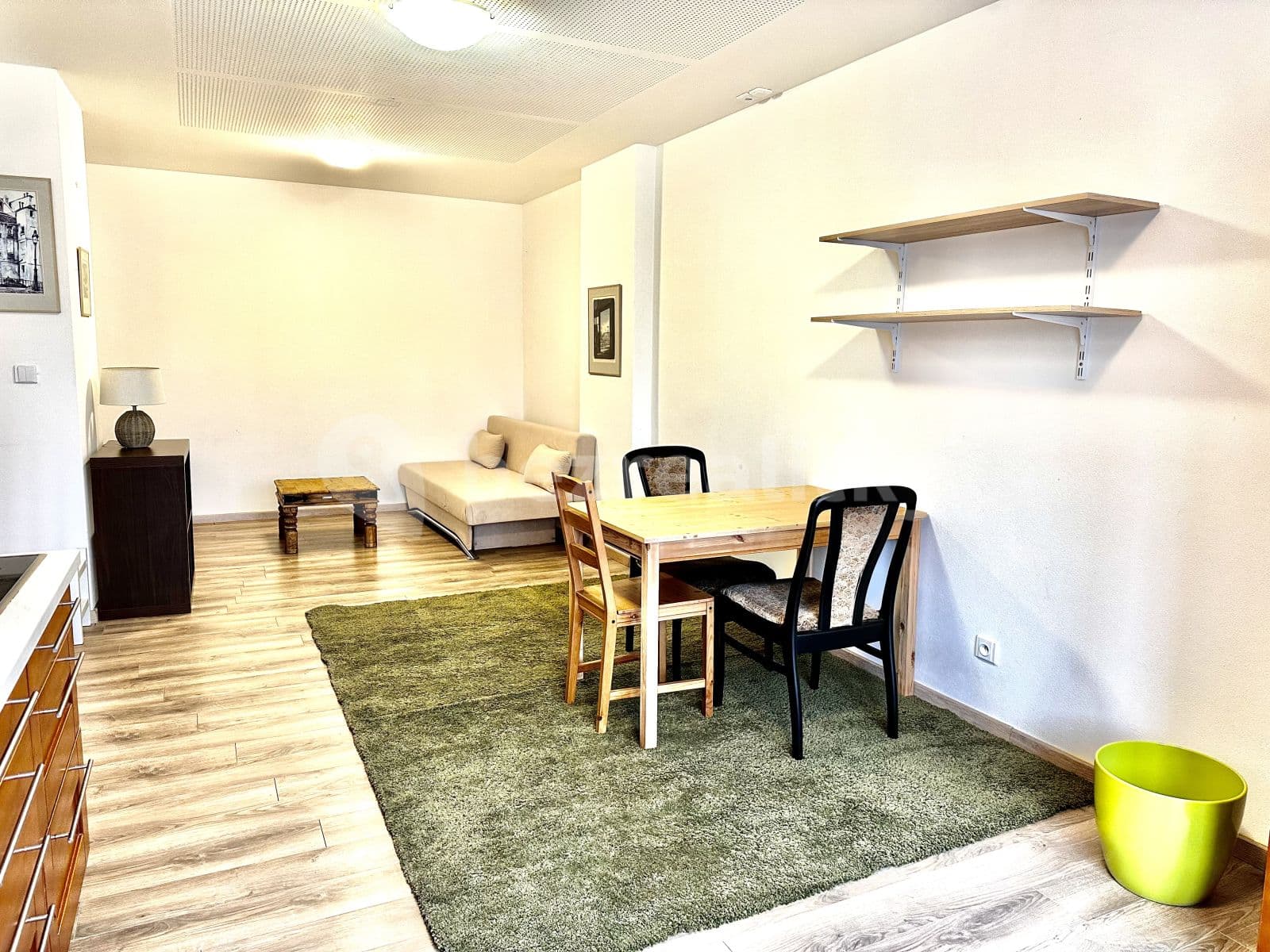Prenájom bytu 2-izbový 45 m², Ke Strašnické, Praha, Praha Prenájom bytu 2-izbový 45 m², Ke Strašnické, Praha, Praha