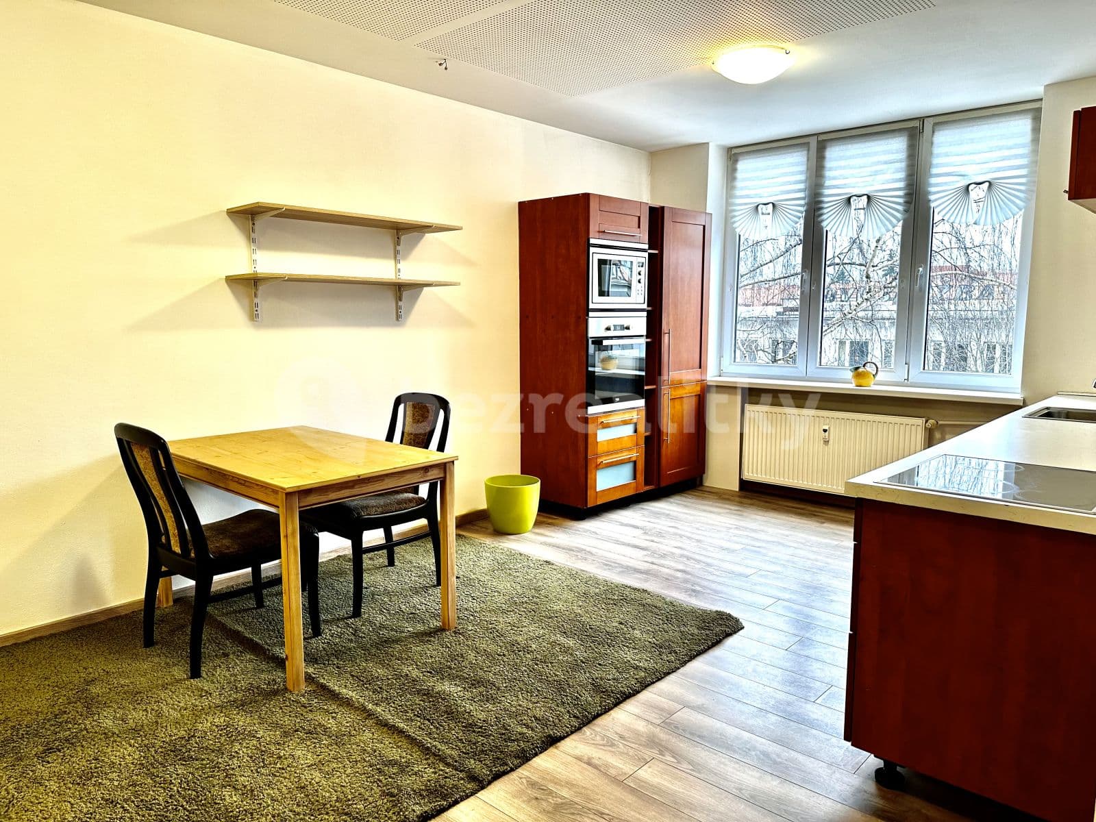 Prenájom bytu 2-izbový 45 m², Ke Strašnické, Praha, Praha Prenájom bytu 2-izbový 45 m², Ke Strašnické, Praha, Praha