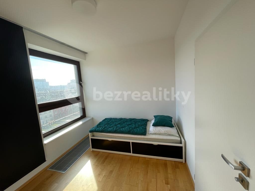 Prenájom bytu 4-izbový 90 m², U Uranie, Praha, Praha Prenájom bytu 4-izbový 90 m², U Uranie, Praha, Praha