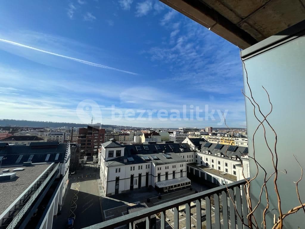 Prenájom bytu 4-izbový 90 m², U Uranie, Praha, Praha Prenájom bytu 4-izbový 90 m², U Uranie, Praha, Praha