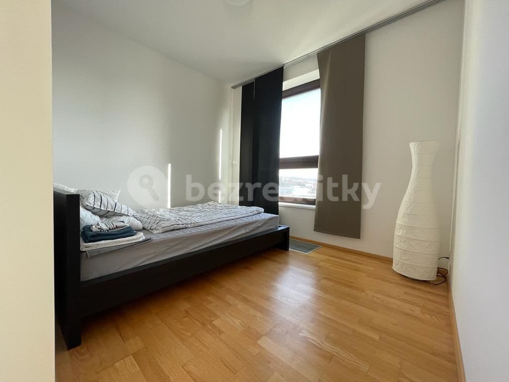 Prenájom bytu 4-izbový 90 m², U Uranie, Praha, Praha Prenájom bytu 4-izbový 90 m², U Uranie, Praha, Praha