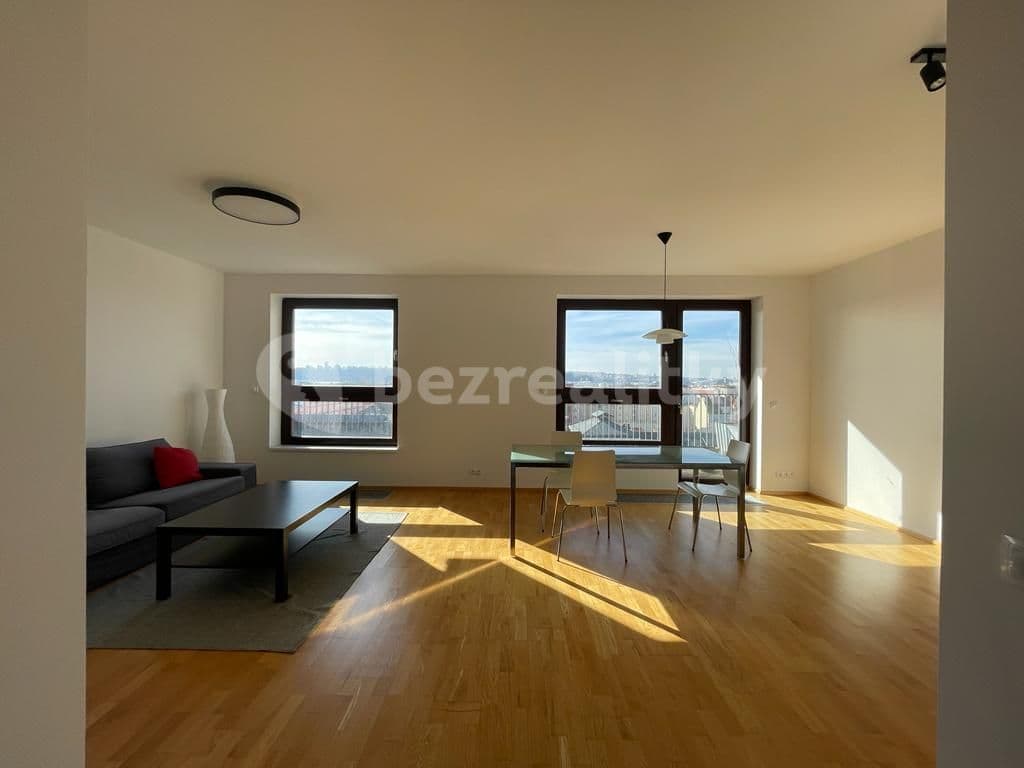 Prenájom bytu 4-izbový 90 m², U Uranie, Praha, Praha Prenájom bytu 4-izbový 90 m², U Uranie, Praha, Praha