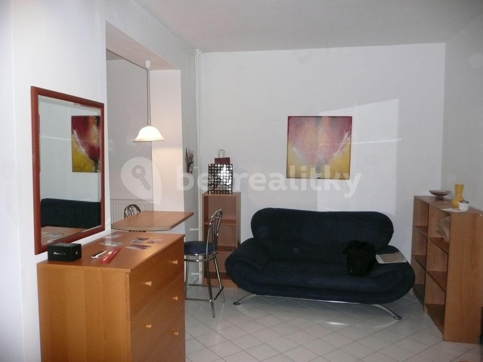 Prenájom bytu 1-izbový 29 m², Košická, Ružinov, Bratislavský kraj