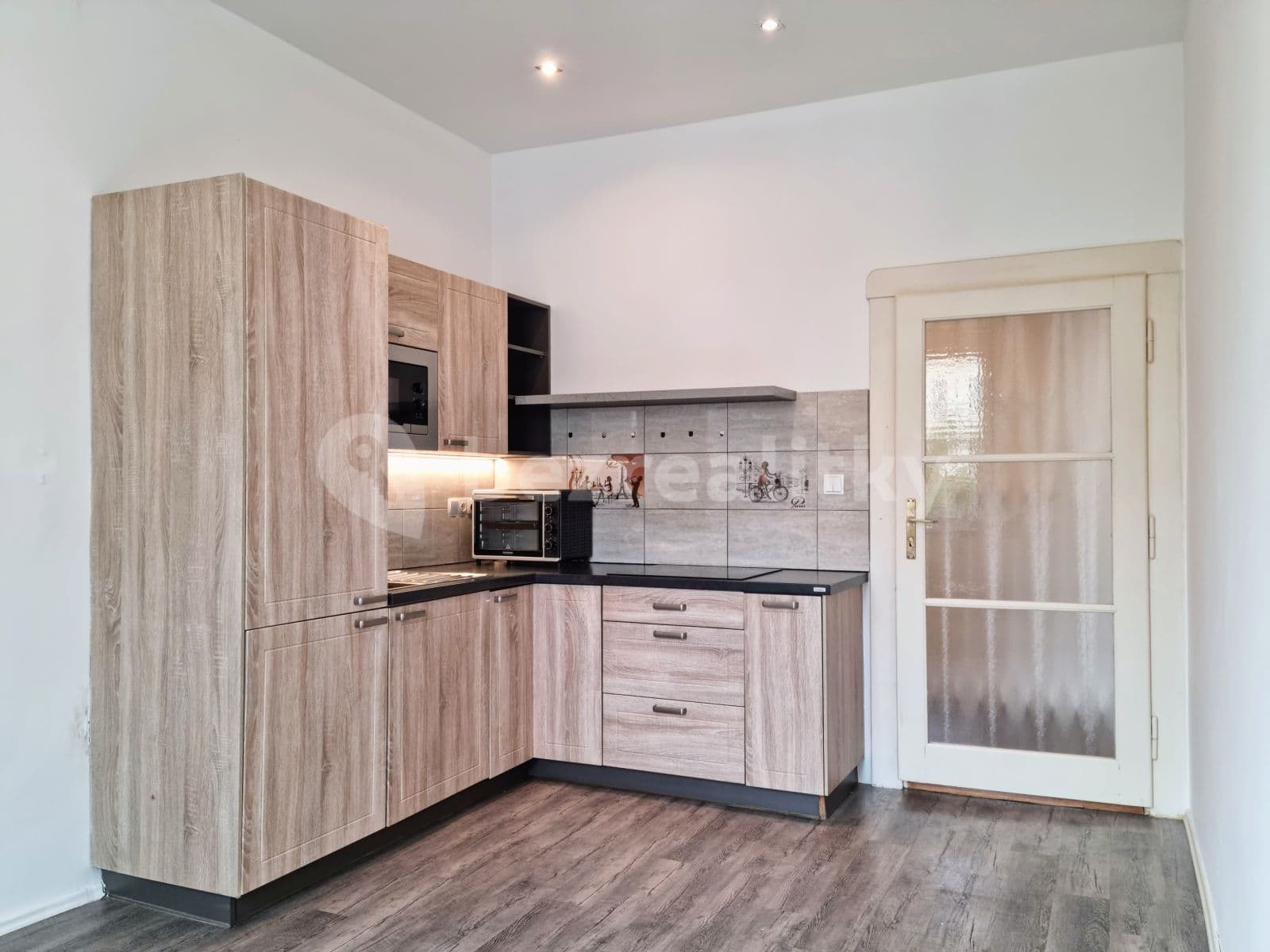 Prenájom bytu 2-izbový 46 m², Kodaňská, Praha, Praha Prenájom bytu 2-izbový 46 m², Kodaňská, Praha, Praha