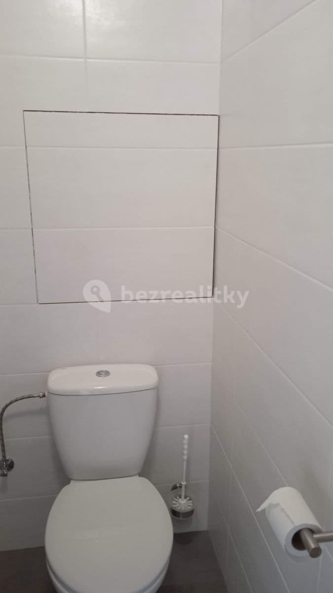 Prenájom bytu 1-izbový 40 m², Toužimská, Plzeň, Plzeňský kraj Prenájom bytu 1-izbový 40 m², Toužimská, Plzeň, Plzeňský kraj
