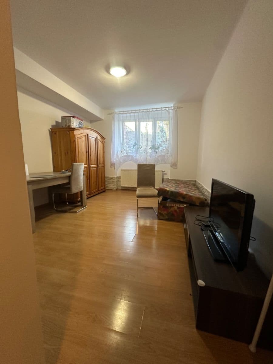 Prenájom bytu 2-izbový 55 m², Drahobejlova, Praha, Praha Prenájom bytu 2-izbový 55 m², Drahobejlova, Praha, Praha