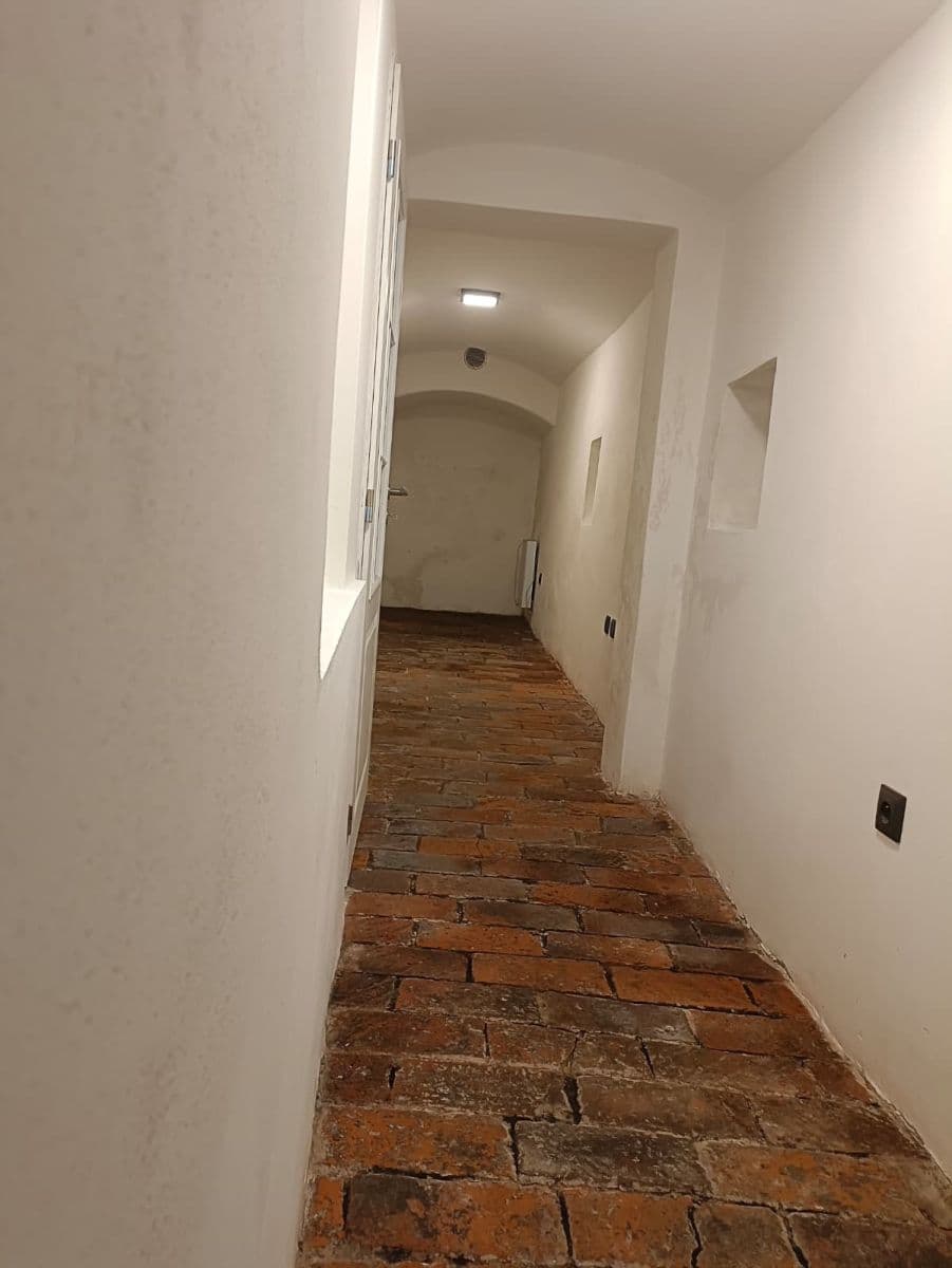 Predaj bytu 1-izbový 70 m², U Horní brány, Broumov, Královéhradecký kraj Predaj bytu 1-izbový 70 m², U Horní brány, Broumov, Královéhradecký kraj