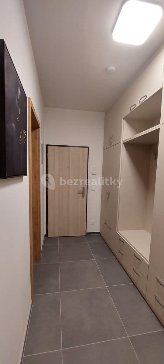 Prenájom bytu 2-izbový 65 m², U Škol, Bučovice, Jihomoravský kraj Prenájom bytu 2-izbový 65 m², U Škol, Bučovice, Jihomoravský kraj