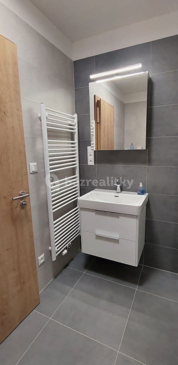 Prenájom bytu 2-izbový 65 m², U Škol, Bučovice, Jihomoravský kraj Prenájom bytu 2-izbový 65 m², U Škol, Bučovice, Jihomoravský kraj