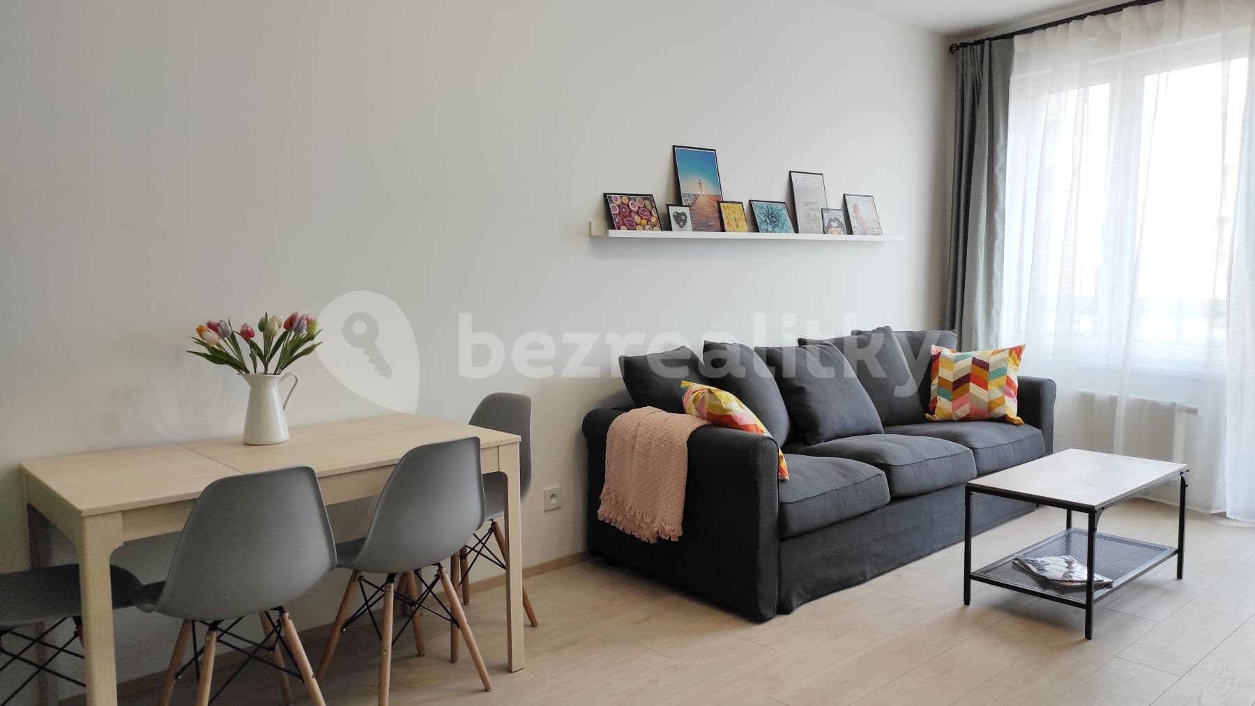 Prenájom bytu 2-izbový 48 m², Františka Diviše, Praha, Praha Prenájom bytu 2-izbový 48 m², Františka Diviše, Praha, Praha