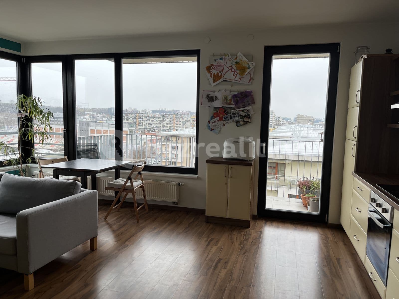 Prenájom bytu 2-izbový 62 m², Sousedíkova, Praha, Praha Prenájom bytu 2-izbový 62 m², Sousedíkova, Praha, Praha