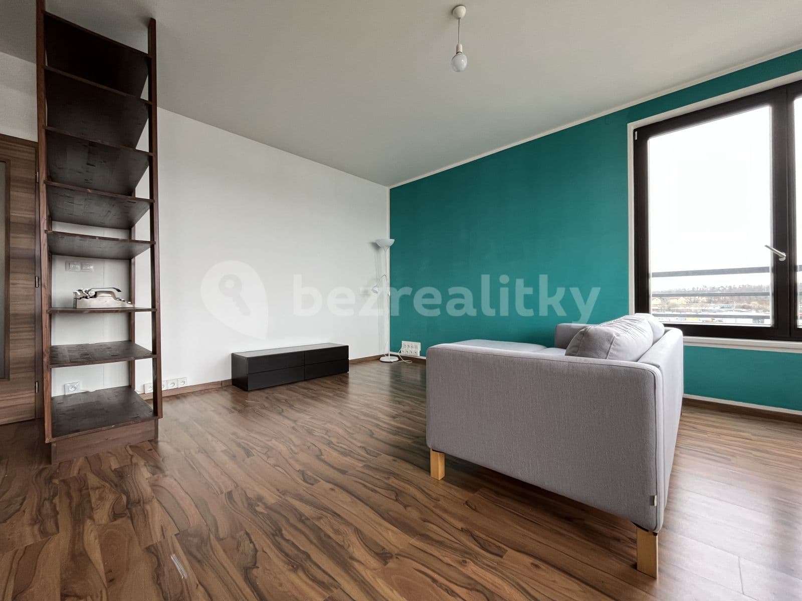 Prenájom bytu 2-izbový 62 m², Sousedíkova, Praha, Praha Prenájom bytu 2-izbový 62 m², Sousedíkova, Praha, Praha