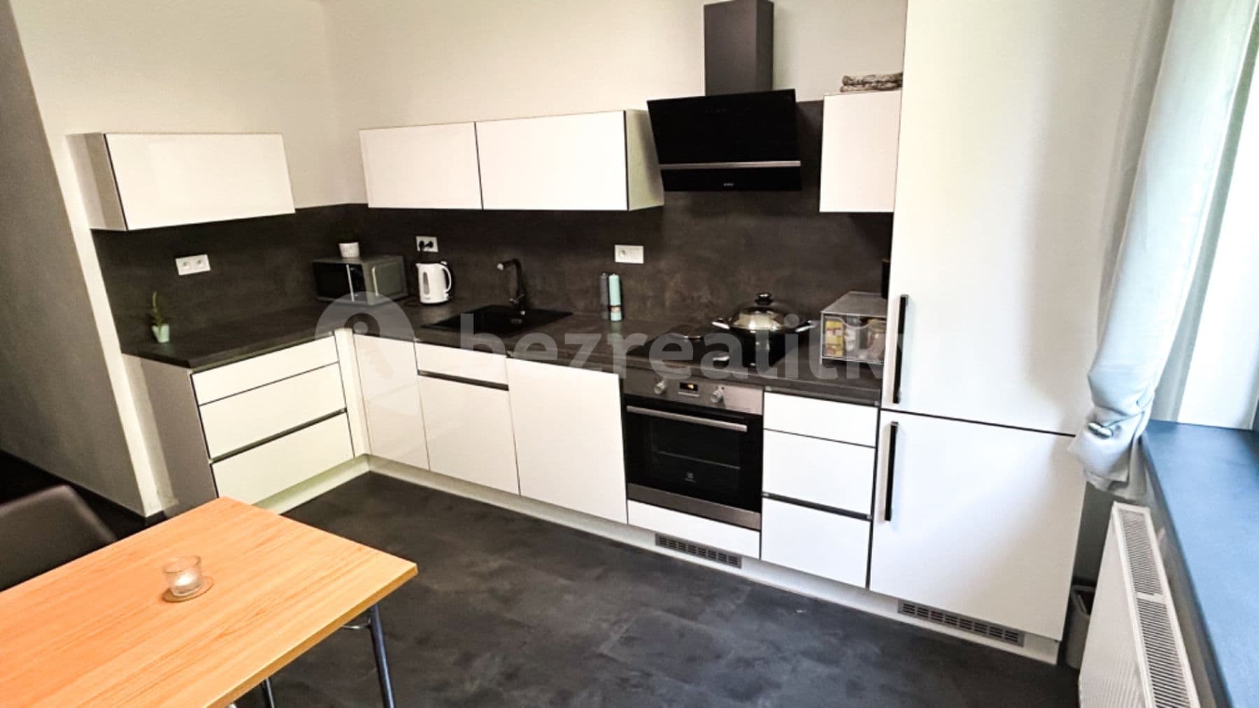 Prenájom bytu 2-izbový 85 m², Jiránkova, Brno, Jihomoravský kraj Prenájom bytu 2-izbový 85 m², Jiránkova, Brno, Jihomoravský kraj