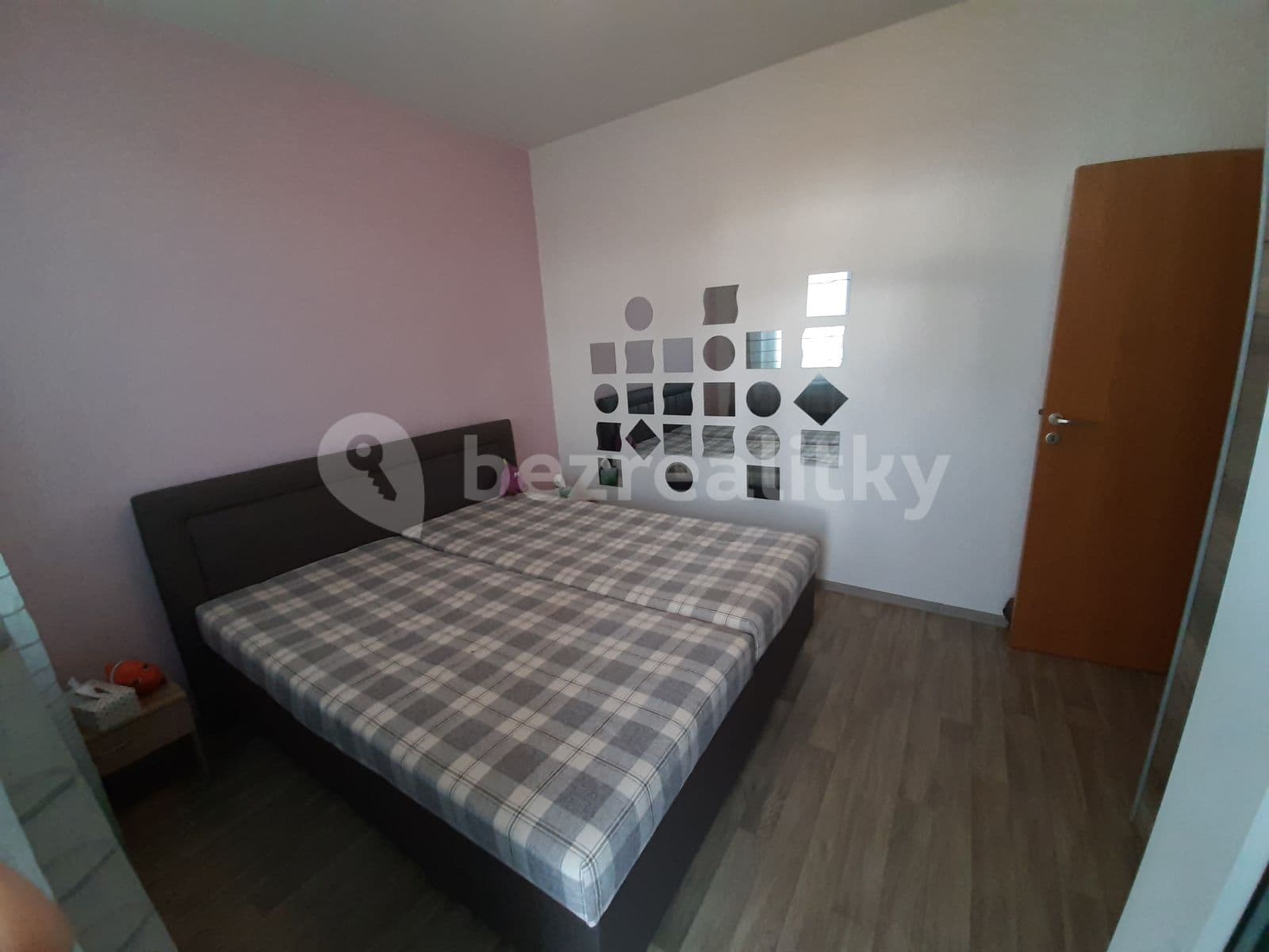 Prenájom bytu 2-izbový 41 m², Högerova, Praha, Praha Prenájom bytu 2-izbový 41 m², Högerova, Praha, Praha