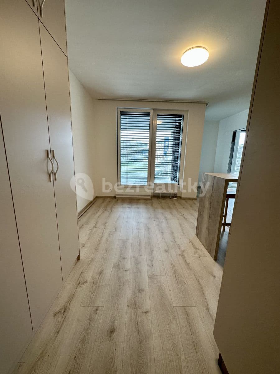 Prenájom bytu 2-izbový 47 m², U Pergamenky, Praha, Praha Prenájom bytu 2-izbový 47 m², U Pergamenky, Praha, Praha