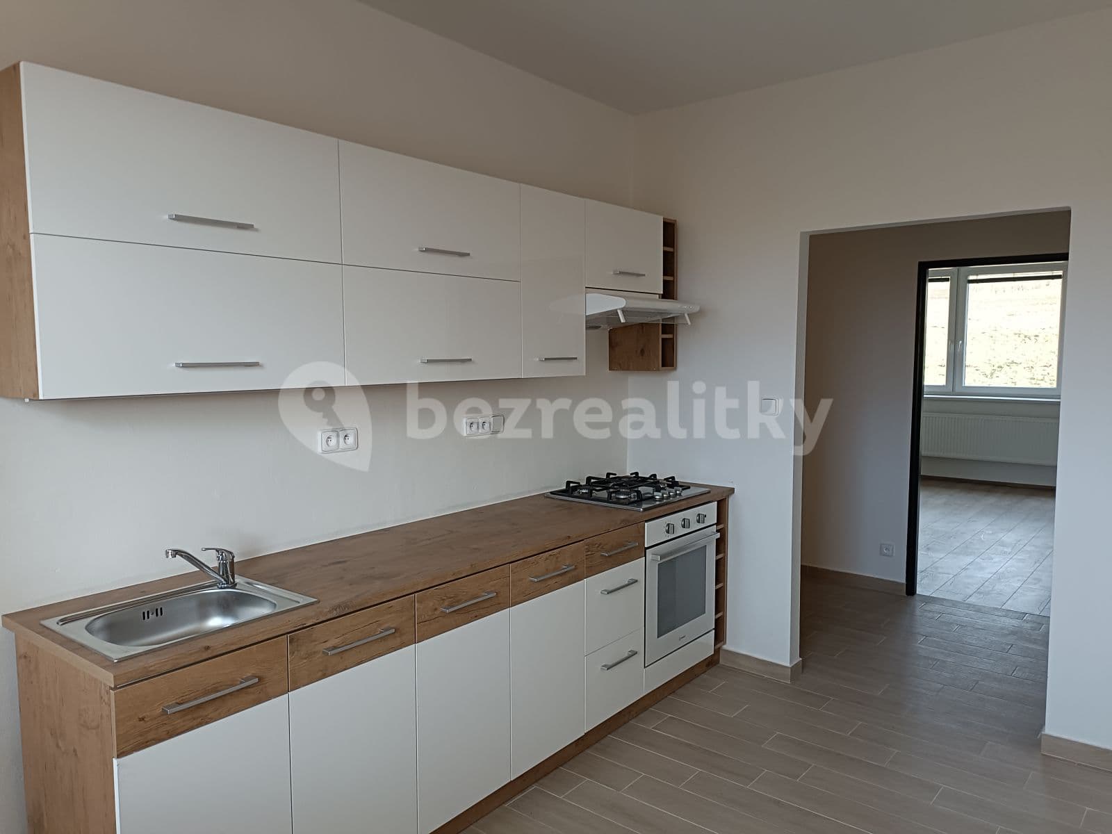 Prenájom bytu 3-izbový 79 m², Rohozec, Jihomoravský kraj Prenájom bytu 3-izbový 79 m², Rohozec, Jihomoravský kraj