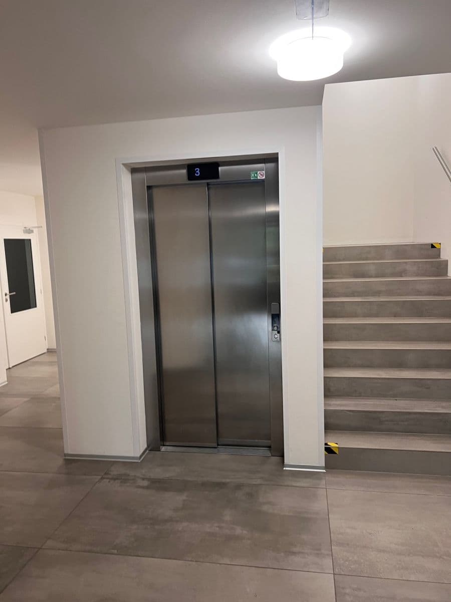 Prenájom bytu 2-izbový 46 m², Žižkova, Horoměřice, Středočeský kraj Prenájom bytu 2-izbový 46 m², Žižkova, Horoměřice, Středočeský kraj