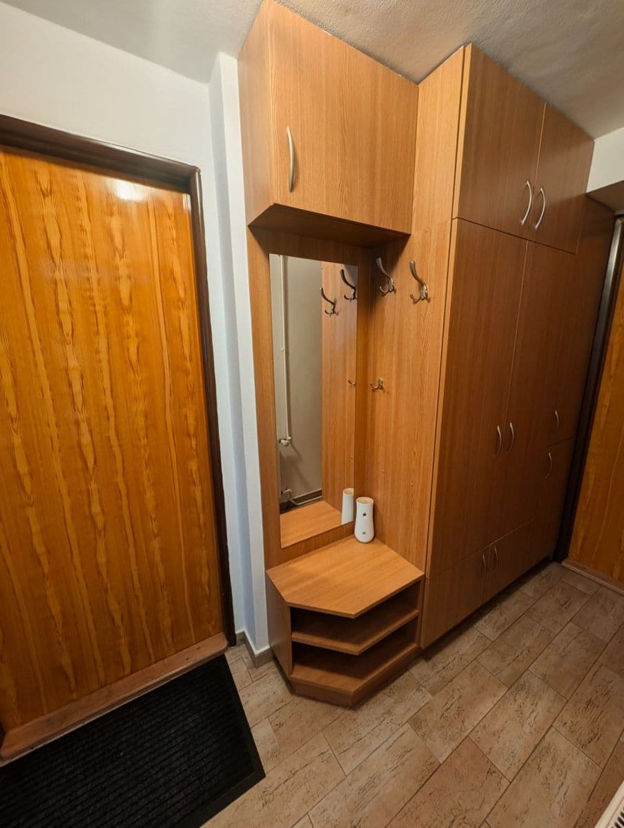 Prenájom bytu 2-izbový 36 m², Želivského, Jablonec nad Nisou, Liberecký kraj Prenájom bytu 2-izbový 36 m², Želivského, Jablonec nad Nisou, Liberecký kraj