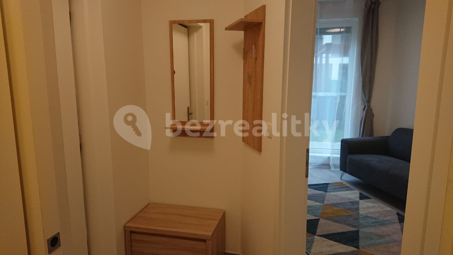 Prenájom bytu 2-izbový 44 m², Olgy Havlové, Praha, Praha Prenájom bytu 2-izbový 44 m², Olgy Havlové, Praha, Praha