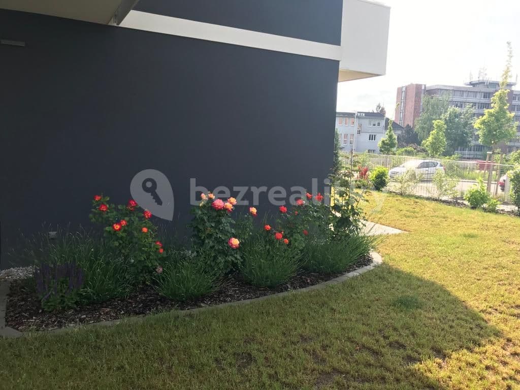 Prenájom bytu 2-izbový 57 m², Cihlářská, Beroun, Středočeský kraj Prenájom bytu 2-izbový 57 m², Cihlářská, Beroun, Středočeský kraj